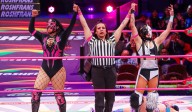 ¡Brutal noche en la Arena México! Candela y Valkyria se llevan la función tras vencer a Nexy y Tabata