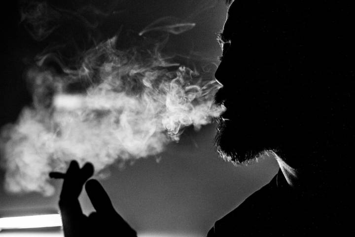 Nunca es tarde: dejar de fumar reduce el riesgo de demencia