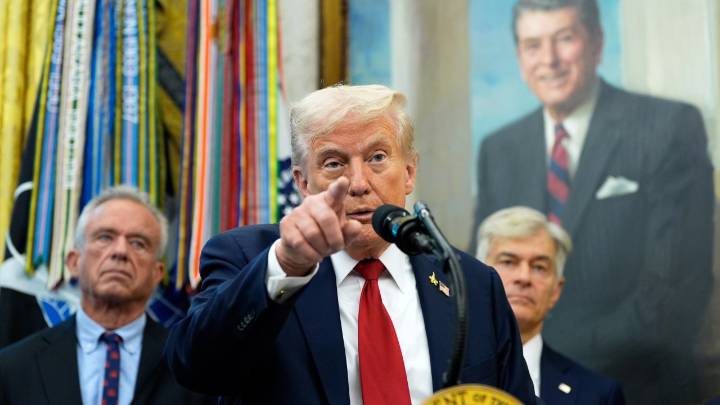 WATCH LIVE: President Donald Trump speaks from Oval Office hours after firt phase of Gaza peace plan came into effect