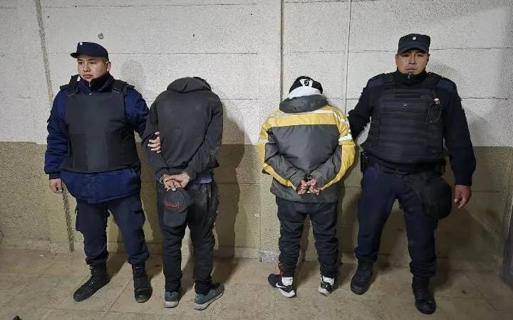 Demoraron a dos personas por un intento de robo en un local comercial