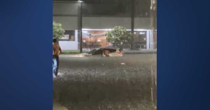 Boca Raton teen helps several people stranded in flash flood