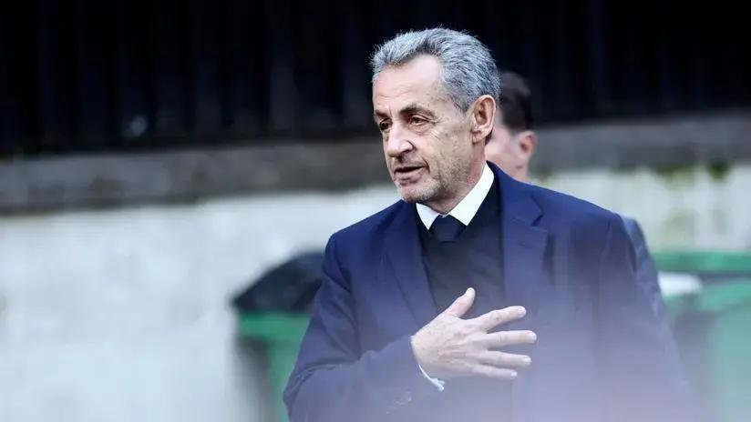 Expresidente francés Nicolas Sarkozy ingresó a prisión de La Santé para cumplir condena de cinco años