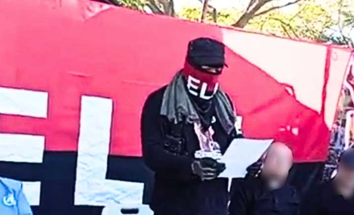 ELN comete crimen de guerra al anunciar “juicio” a rehenes: Defensoría