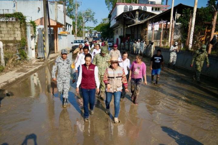 Claudia Sheinbaum supervisa apoyo en Veracruz tras intensas lluvias