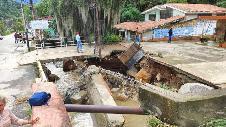 Fuertes lluvias en Mérida generaron pánico y daños en la comunidad Chorros de Milla