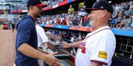 Reflecting on Snitker's Braves career after manager steps down