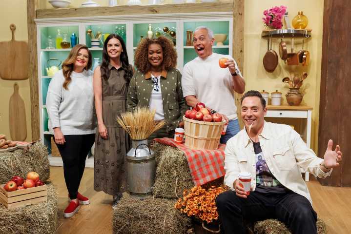 Emmy-nominated Food Network show abruptly ending after 40 seasons