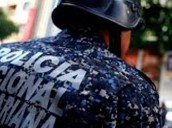 Escalofriante agresión: PNB ataca brutalmente a motorizado en Catia y desata furia en redes sociales