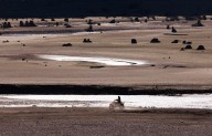 WA cities face unprecedented water cuts amid drought