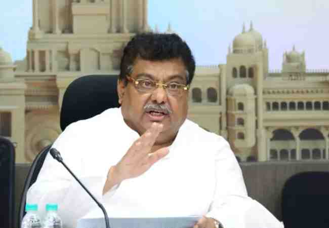 Satish Jarkiholi has all qualities to be Chief Minister, says M.B...