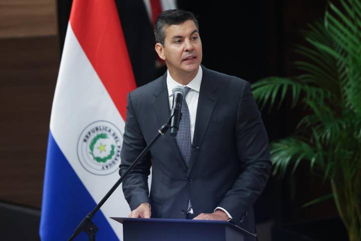 Presidente de Paraguay considera "un día histórico" la firma del acuerdo de paz en Gaza