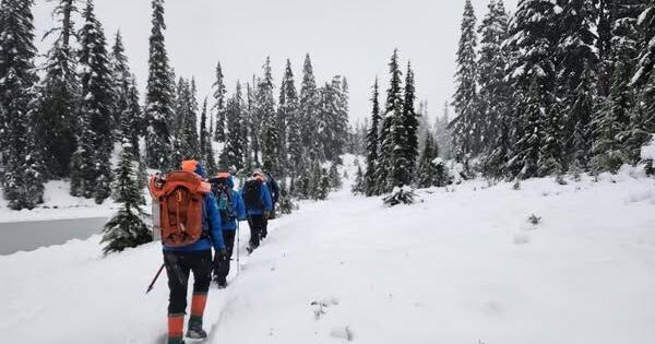 Hikers rescued in Kittitas County's Alpine Lake Wilderness