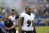 Fallece Arthur Jones, exjugador de la NFL y hermano de Jon Jones, a los 39 años