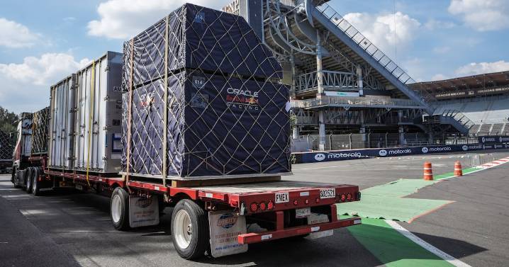 Fórmula 1 aterriza en México: Monoplazas de los pilotos ya están en el AHR