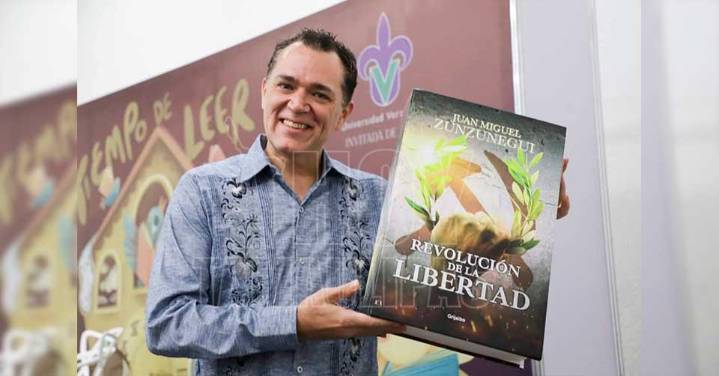 Zunzunegui llega a Nuevo Laredo para replantear la historia de México