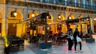 El Concello de A Coruña cambiará las terrazas de María Pita: así serán las nuevas