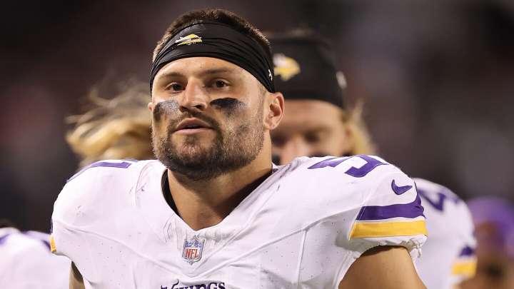 Vikings activate LB Blake Cashman, OLB Tyler Batty from IR