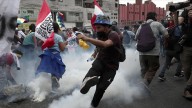 Un muerto y 113 heridos en protesta contra el gobierno en Perú