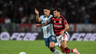 A Racing le anularon un gol y perdió con Flamengo en Brasil