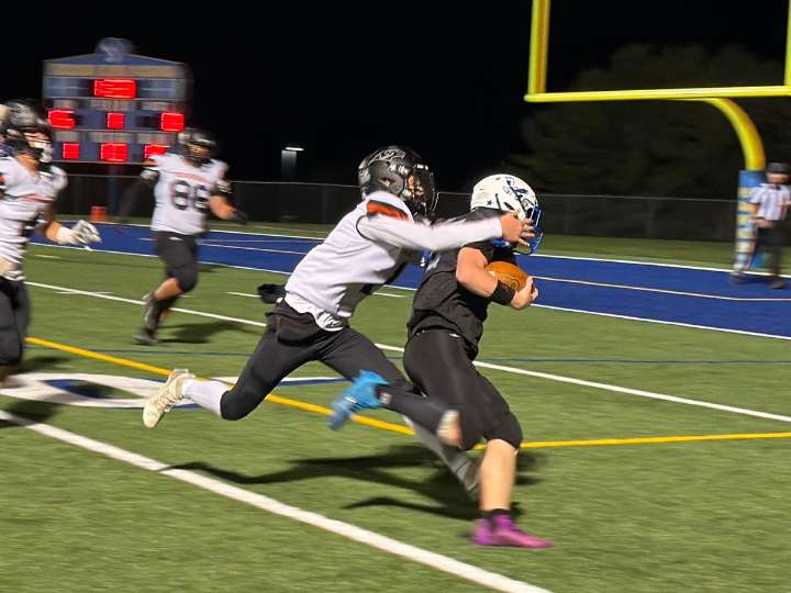 Undefeated Hermon football rolls past Skowhegan for homecoming 