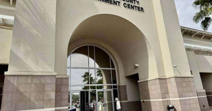 Doña Ana County beefing up security at offices and public meetings