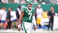Jets’ Aaron Glenn snaps at question about Justin Fields remaining starting QB