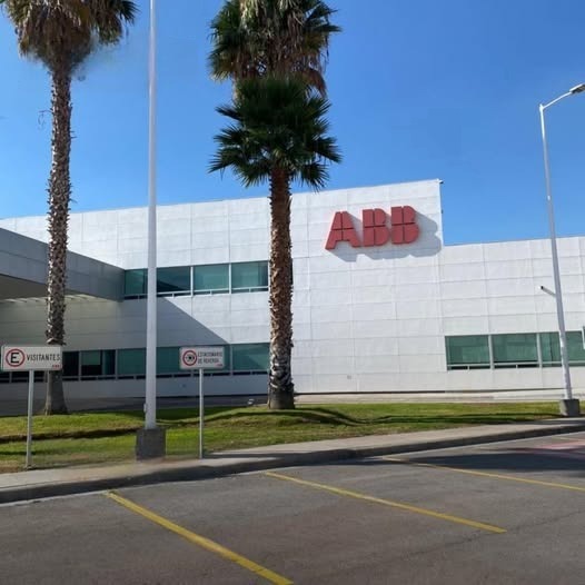 Fallece empleado tras aparente convulsión en planta de Zona Industrial