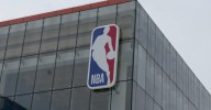 Revisa NBA sus políticas internas tras el arresto de 2 figuras de la liga