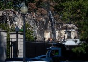 Trump now says he’ll demo entire East Wing to build ballroom
