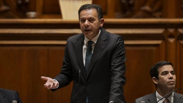 Primer ministro de Portugal celebra triunfo de su partido en las elecciones municipales del país