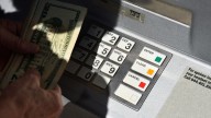 'Bank jugging' crimes on the rise in LA County city, police warn