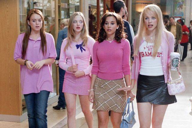 “Es 3 de octubre”: el origen del día rosa inspirado en “Chicas Pesadas”