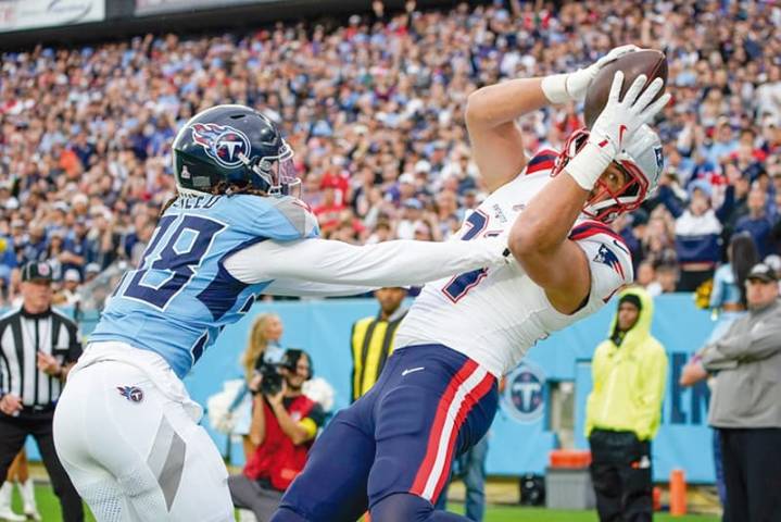 Los Patriotas ganan a Tennessee Titans