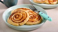 Saludable e irresistible: la sencilla receta de una nutrióloga para preparar tortitas de cinnamon rolls