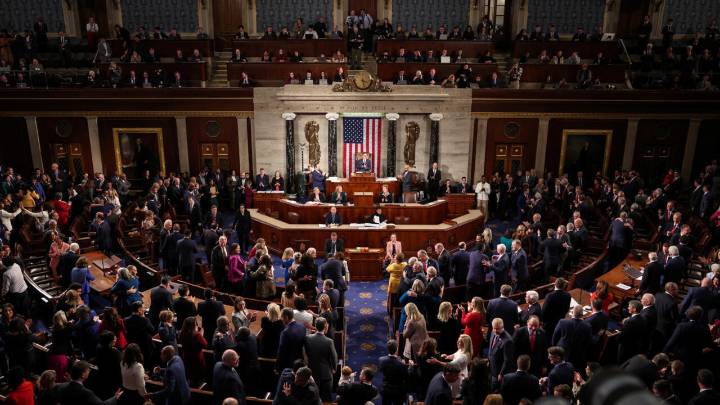 Varios congresistas de EEUU renuncian a sus salarios mientras dure el cierre de Gobierno