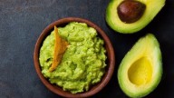 Comer palta a diario ayuda a reducir el colesterol y la glucosa