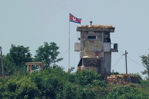 Un soldado norcoreano se fuga a Corea del Sur cruzando la frontera fortificada