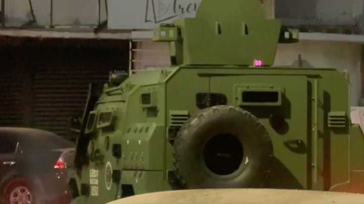 Detienen a Hombre y Aseguran Armas, Vehículos e Inmuebles Tras Cateos de FGR en Chihuahua