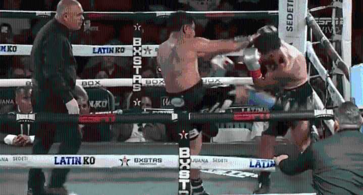 Descalifican a 'Tashiro' Fierro tras perder el control en pelea