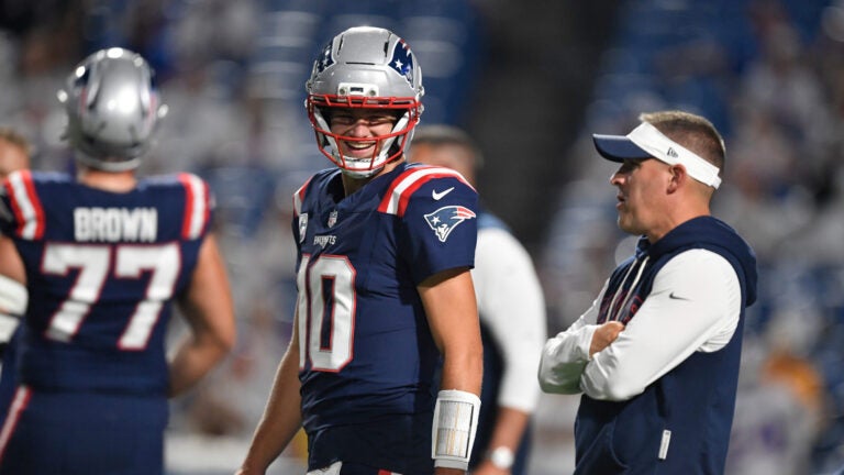 Patriots vs. Bills updates: Can Maye deliver a win against Allen?