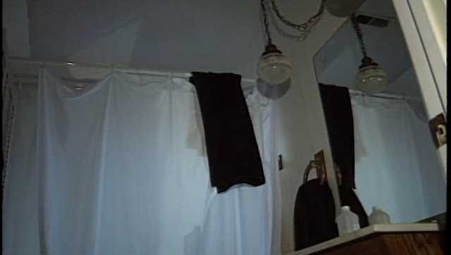 Paranormal investigator looks into reports of hauntings at Omaha