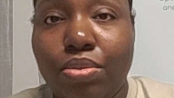 Mom warns lawmakers about the impact shutdown will have on her family