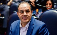 Cachan a Cuauhtémoc Blanco jugando pádel... en plena sesión de diputados