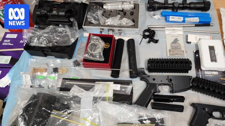 Border Force seizes 3D-printed guns and parts in national crack down