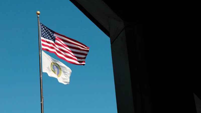 Cómo el cierre del Gobierno amenaza con frenar los agresivos objetivos de seguridad nuclear de Trump