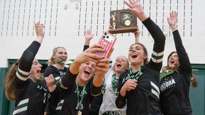 Photos, Aurora and Padua Franciscan volleyball district championship