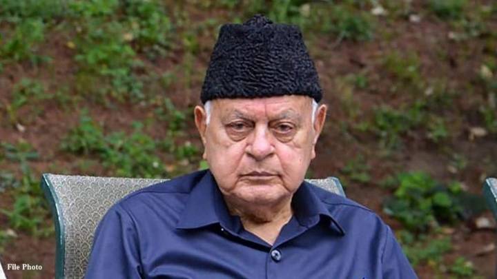 Former J&K CM Farooq Abdullah hospitalised in Srinagar
