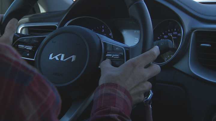 O 40 % dos condutores non sabe que sistemas de seguridade ten no coche