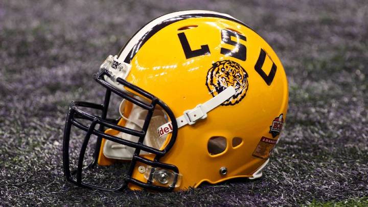 LSU fires OC Joe Sloan following Brian Kelly firing