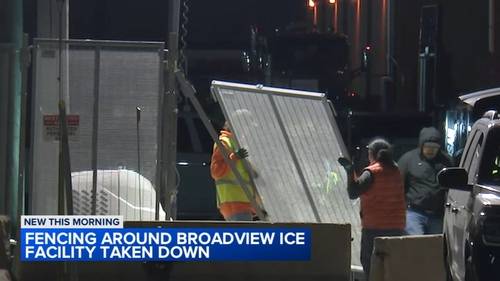 ICE Chicago news: Crews dismantle fence surrounding Broadview ICE facility to meet judge's order